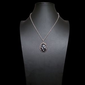 17" Chain And Pendent Fashion Necklace Lot 8